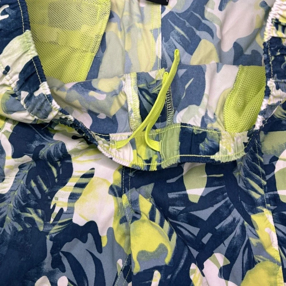 The North Face Shorts Mens Large Blue Green Floral‎ Camo Class V Pull-On